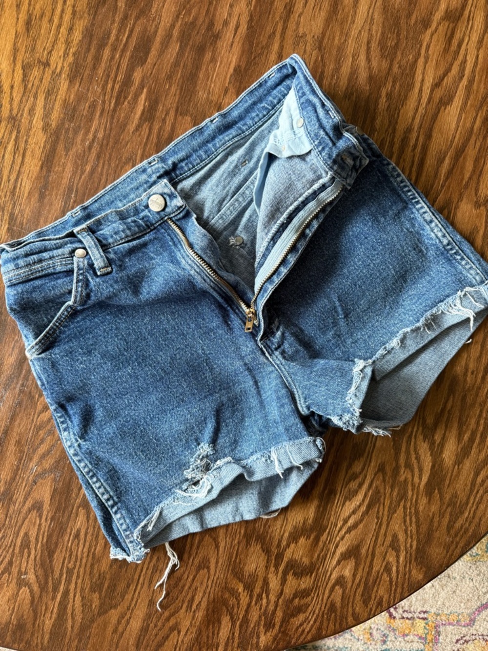 Women’s Wrangler Cut-off Shorts